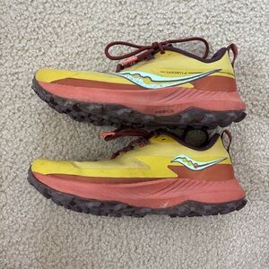 Saucony Women's Peregrine 13 Arroyo Yellow Trail Running Shoes Size 9.5